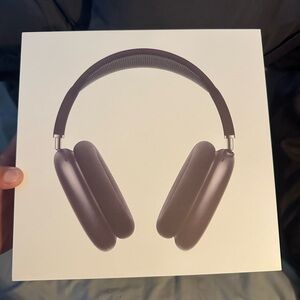 Apple AirPod max with Smart Case